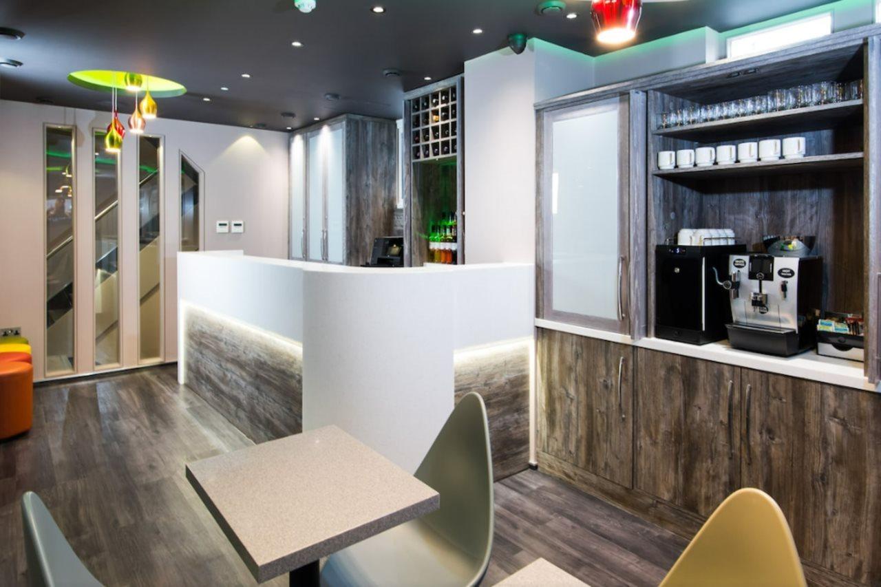 London Court Hotel Екстер'єр фото