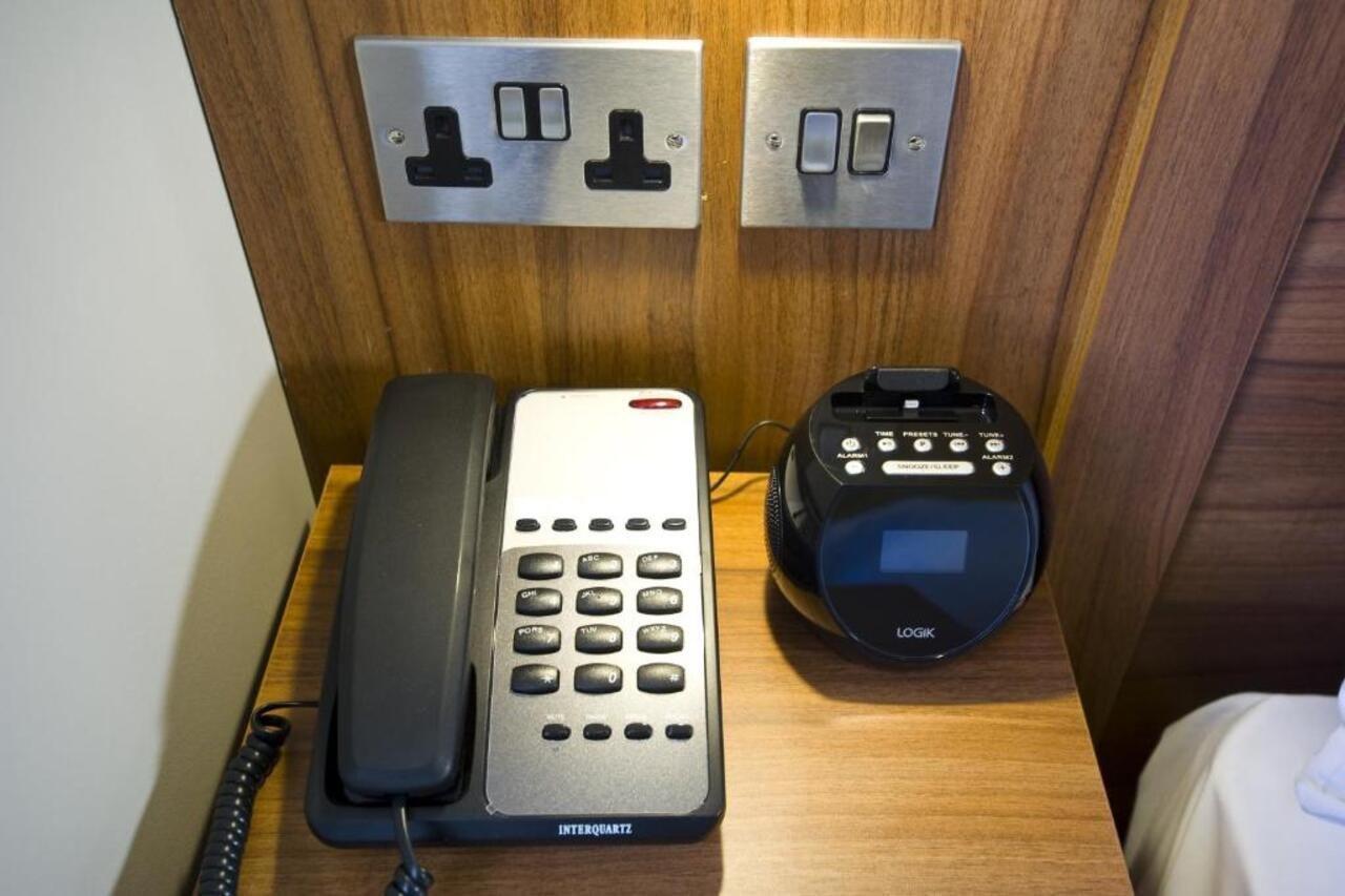 London Court Hotel Екстер'єр фото